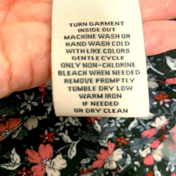 NWT Nanette Lepore Black Pink Ditsy Floral Smocked Neck Midi Dress 8 Hi-Low Hem - Picture 12 of 13